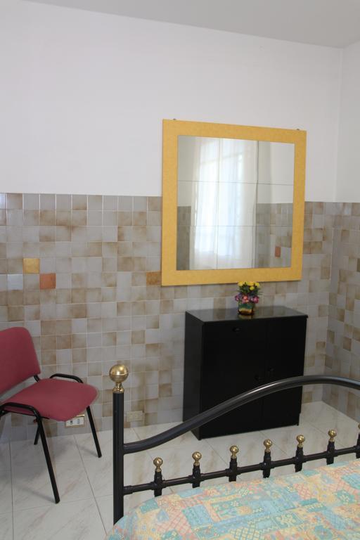 Dimora Rinaldi Apartment Empoli Exterior foto